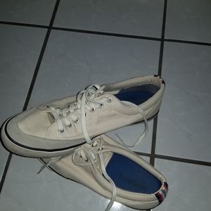 Men's shoes